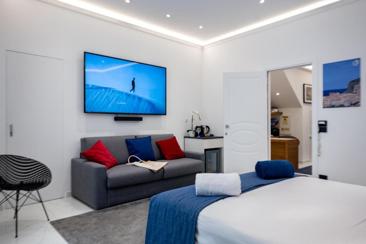Bm Suites Чефалу Екстер'єр фото